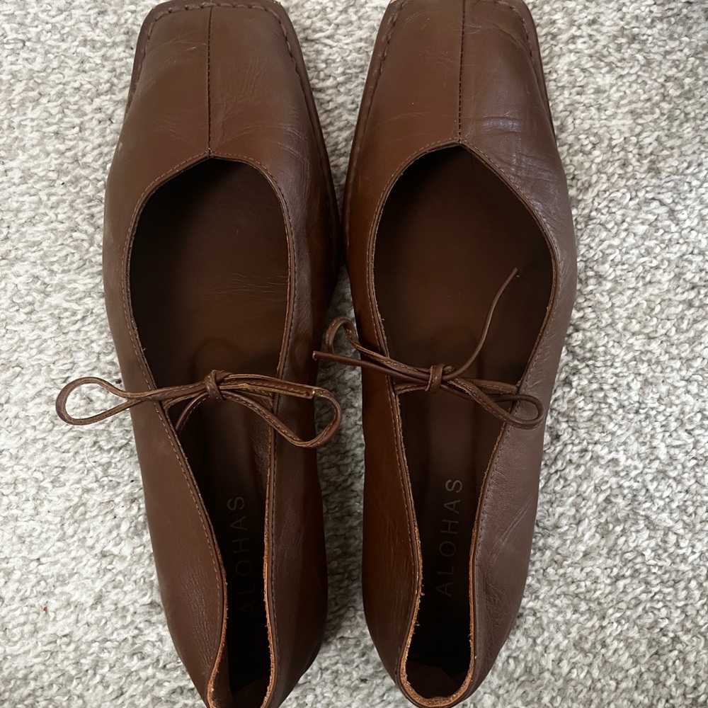 ALOHAS Sway Brown Leather Lace-Up Flats